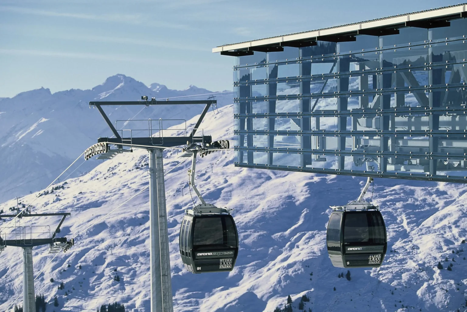 Arena Express Flims Nagens Bergstation mit Crap Sogn Gion